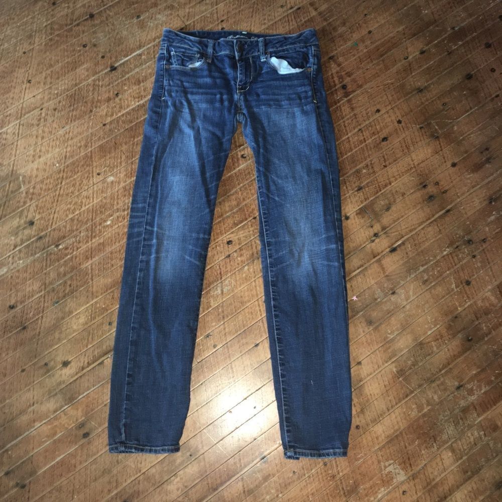 American Eagle size 6 distressed normcore skinny jeans